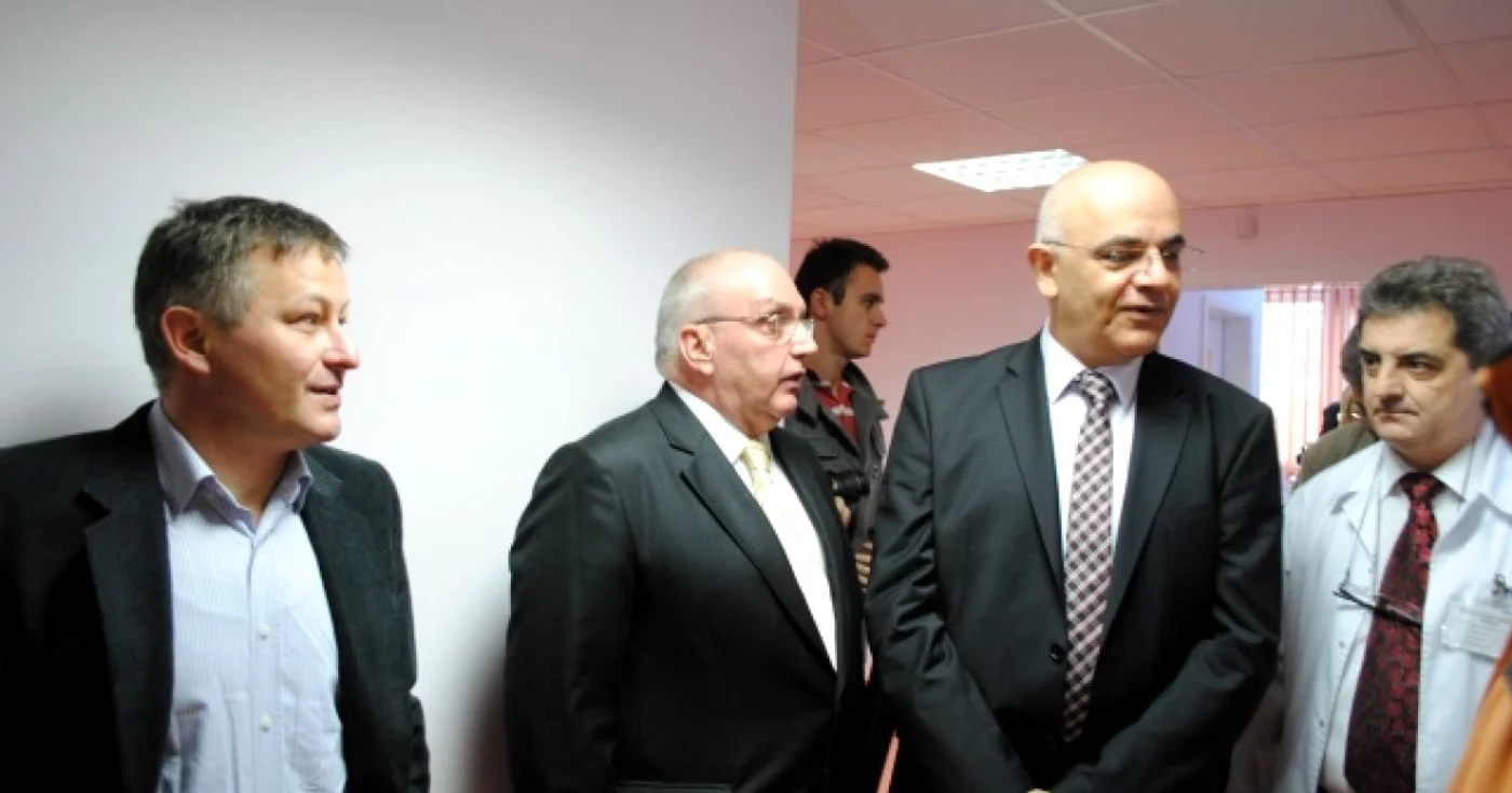 Dr. Raed Arafat a inaugurat secţia de oncologie FOTO Adevarul