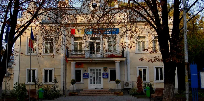 Primăria orașului Pdobești va fi executată silit FOTO: Facebook Primăria Odobești