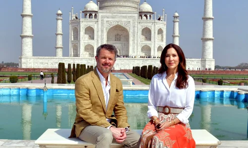 Printul Frederik si Printesa Mary a Danemarcei la Taj Mahal pagina oficiala jpg