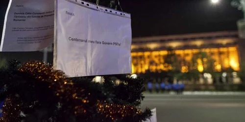 Protest în Piaţa Victoriei de Ziua Unirii. FOTO Inquam Photos/ Liviu Florin Albei