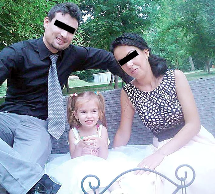 Părinţii fetiţei, Mihai şi Alina, sunt acum în stare de şoc