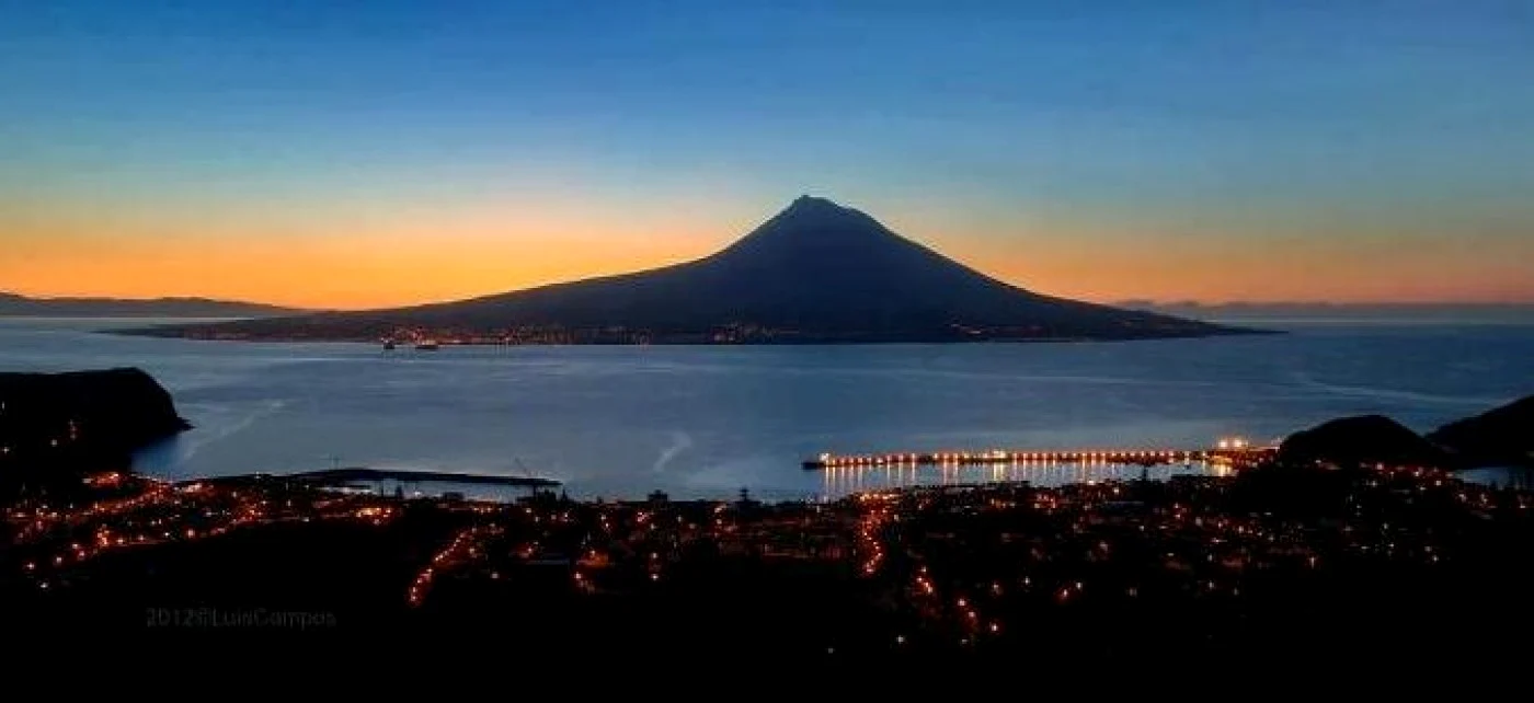 Vulcão do Pico. FOTO: sorumbático