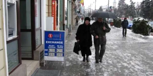 Clienţii caselor de schimb vor fi protejaţi de lege