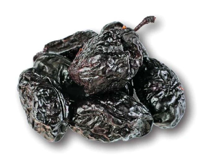 
    Fructele uscate sunt bogate în fibre şi carbohidraţi, conţin multe vitamine şi minerale.  