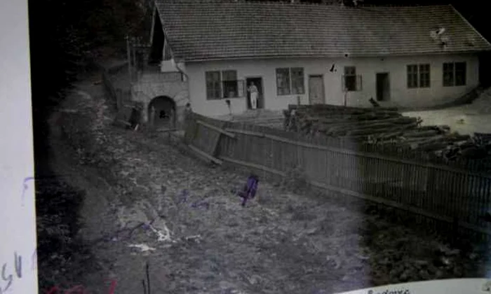 Aurul țǎrii și criza romȃnilor jpeg
