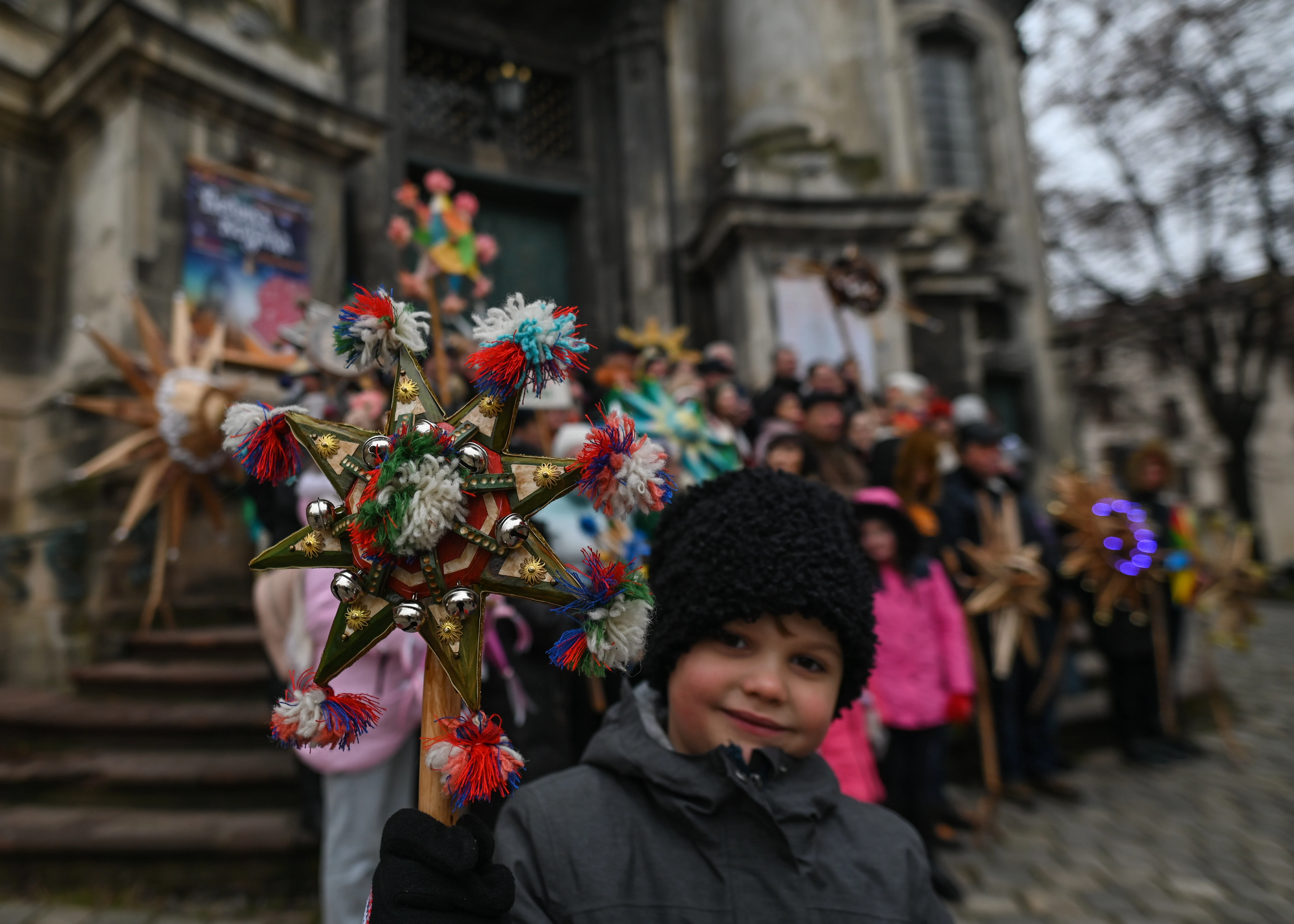 Cum se sărbătorește Crăciunul pe stil vechi: fără brad și fără colinde, dar cu un loc la masă pentru cei trecuți în veșnicie