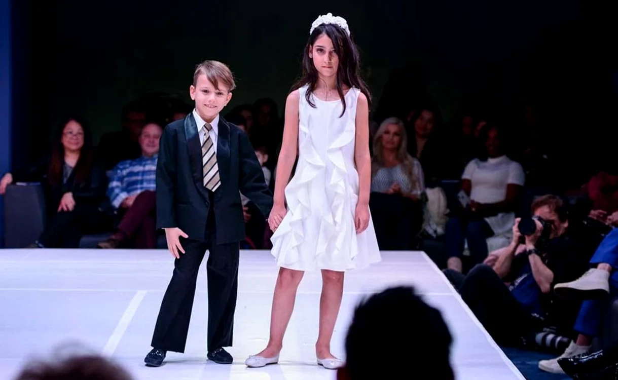 Bianca Drăghiciu şi frăţiorul sunt modele în America