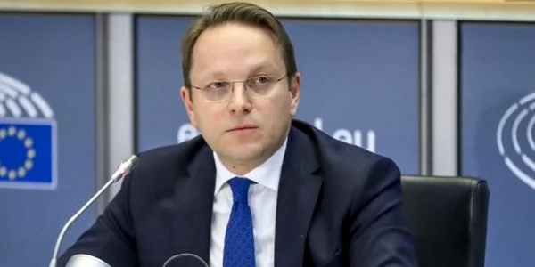 Olivér Várhelyi