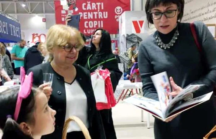 Silvia Colfescu si Lidia Bodea