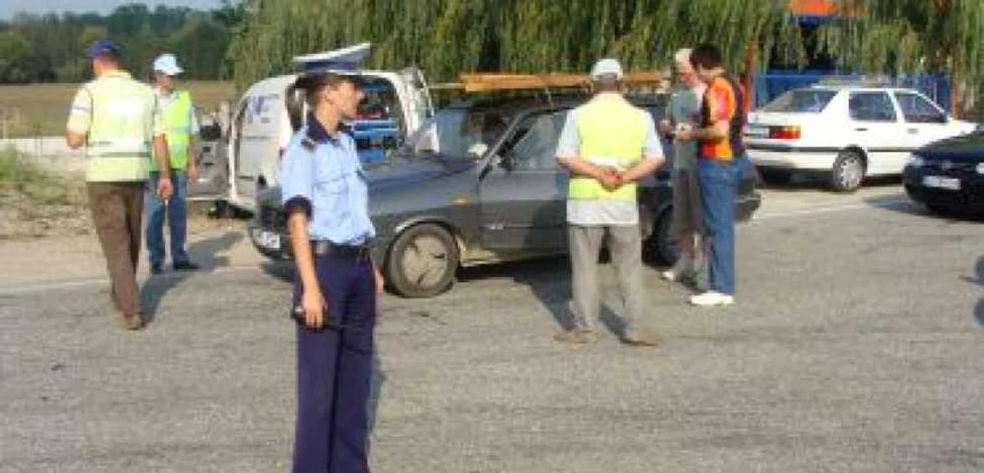 Râmnicu Vâlcea: Razie de proporţii cu Poliţie, Inspecţia Muncii şi Garda Financiară la Slătioara