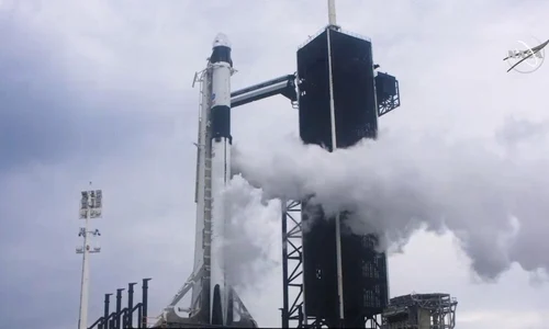Prima lansare a capsulei spațiale americane Crew Dragon, cu echipaj la bord, amânată jpeg