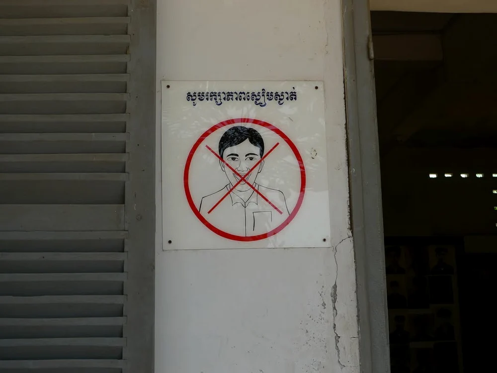 Între Angkor Wat și umbra lui Pol Pot jpeg