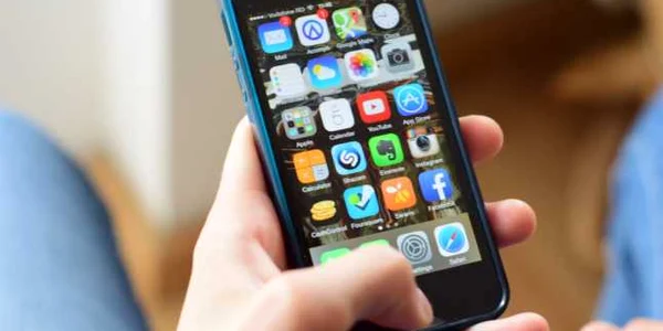 ios8 foto razvan baltaretu/adevarul