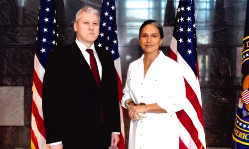 Cătălin Predoiu si Tulsi Gabbard in SUA FOTO Facebook