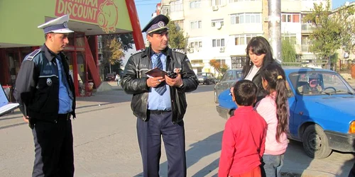 Agenţii de poliţie i-au identificat pe minori şi le-au întocmit dosare penale