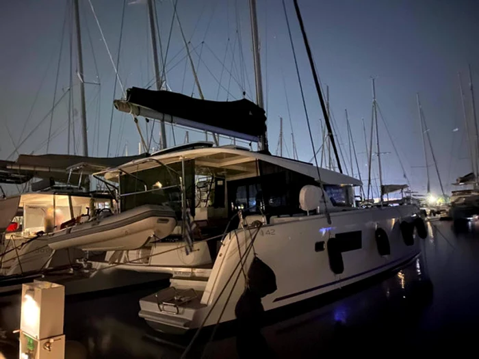 
    Așa arată barca închiriată de Mihai Mărgineanu pentru aventura din această vară, în Greciafoto: arhiva personală/Facebook  