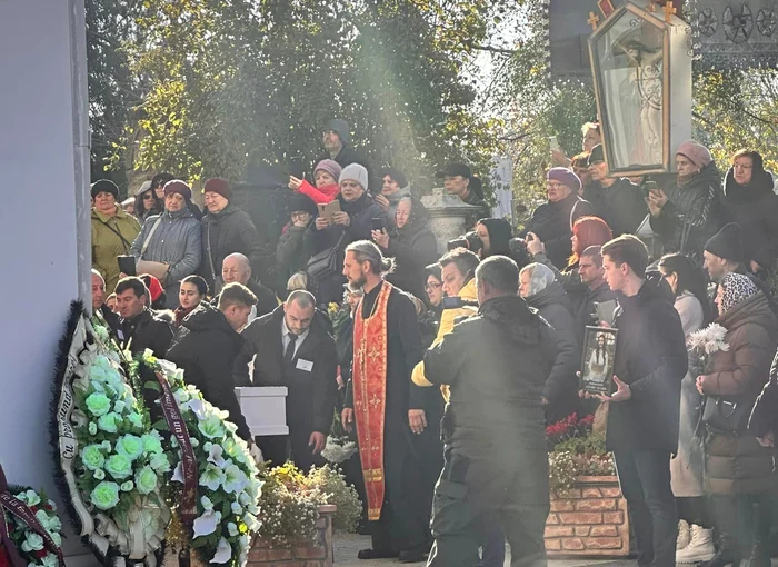 Înmormantarea ficei lui Igor Cugiuc. FOTO FB Alina Zotea