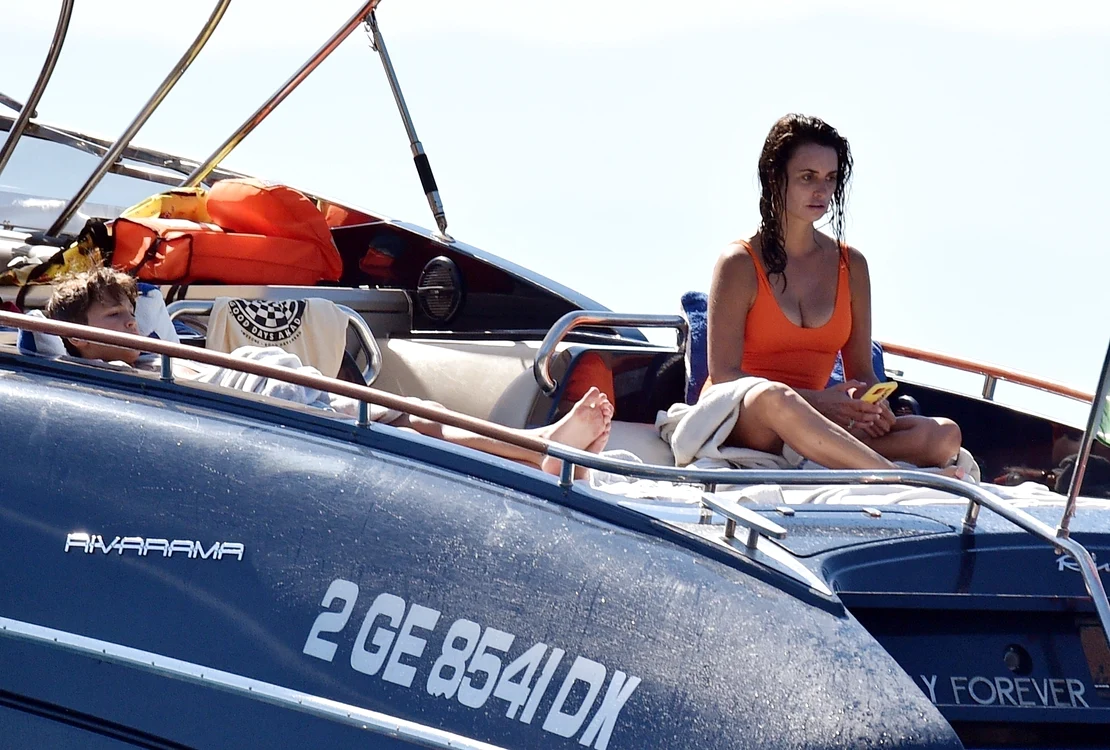 Penelope Cruz se află în vacanță cu familia