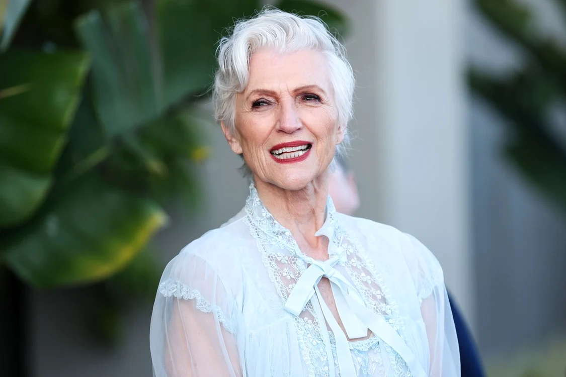 Maye Musk (4) jpg