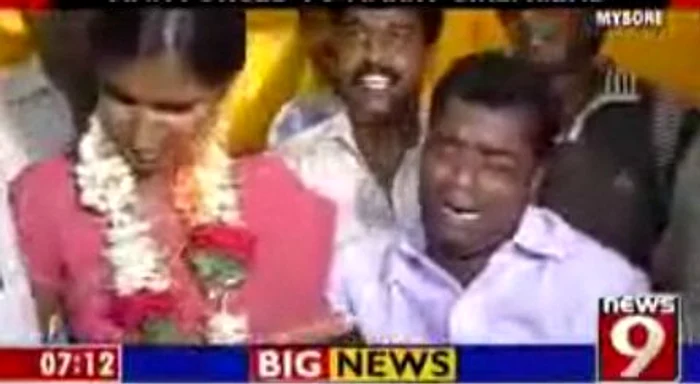 Indianul plânge de mama focului în ziua nunţii