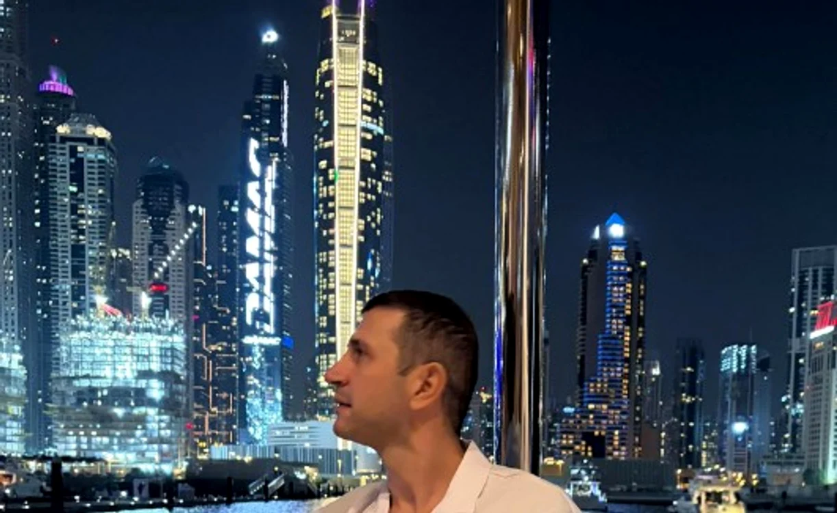 Claudiu Răducanu, admirând minunățiile Dubaiului FOTO Captură TikTok claudiu.raducanu14
