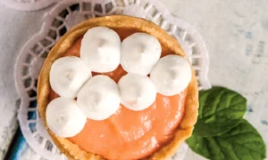 minitarte cu bezea si grepfrut jpg