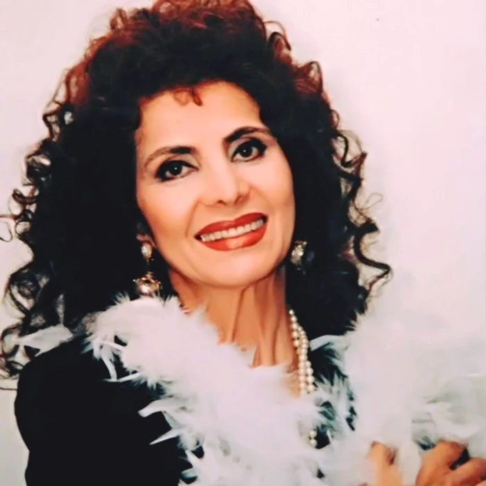 
    Tita Bărbulescu era una dintre solistele preferate ale lui CeaușescuSursă foto: Facebook  