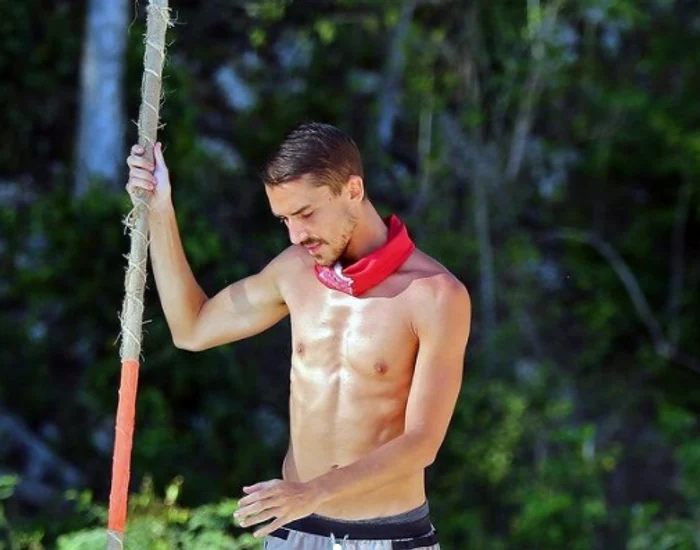 rengle survivor3 jpg