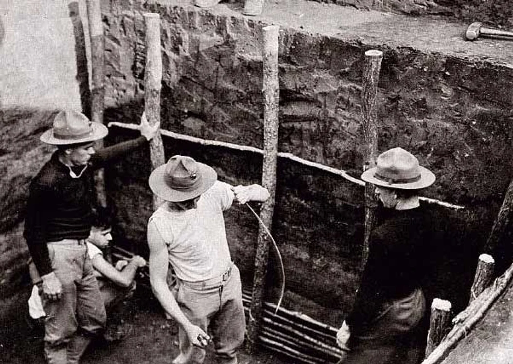 cnp marines trench 01 jpg jpeg