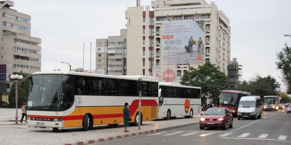 Sindicaliştii s-au îmbarcat în patru autocare