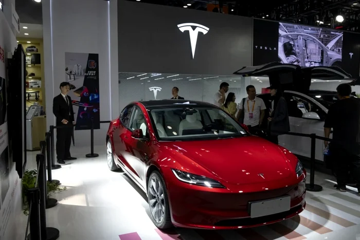 Autoturism Tesla FOTO EPA EFE