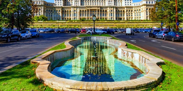 Palatul Parlamentului Casa Poporului FOTO Shutterstock