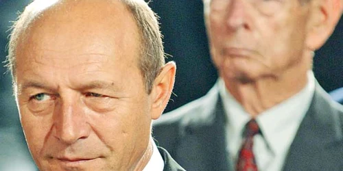 Protestul este organizat după ce Traian Băsescu a făcut comentarii la adresa Regelui Mihai