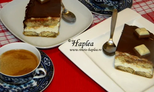 tort tiramisu cu glazura de ciocolata poza 12 jpeg