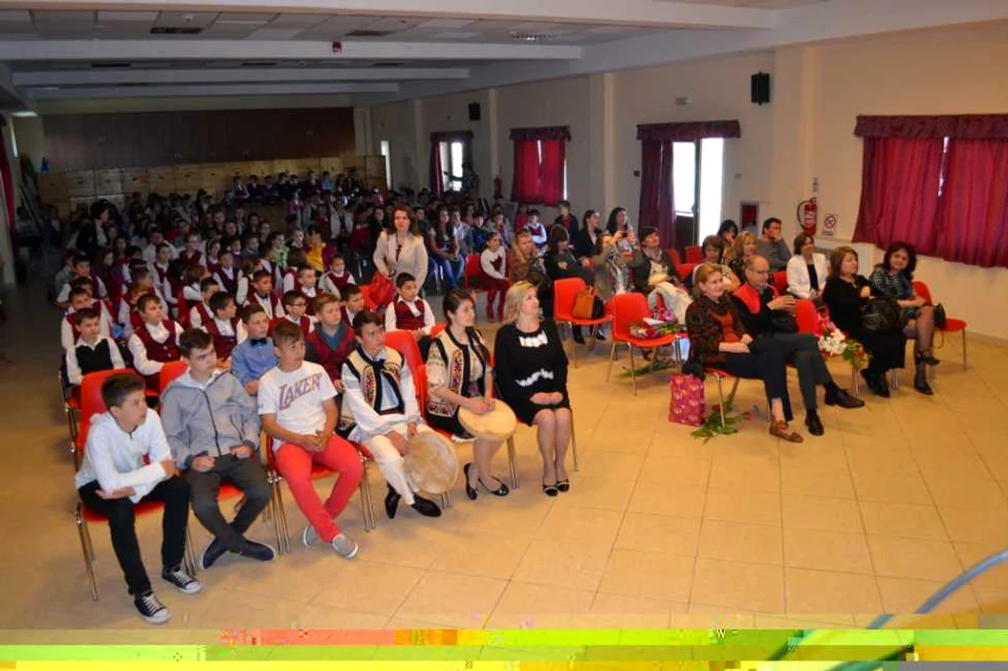Final de proiect Comenius la Şcoala „Mihail Sadoveanu“ FOTO Mircea Merticariu