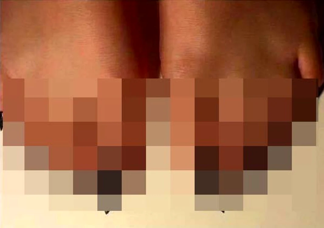 
    Această pedichiură depăşeşte orice imaginaţie   