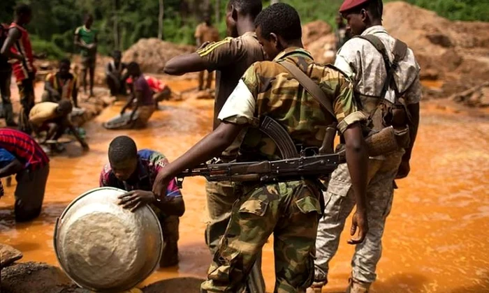 Aurul negru din Congo sau cum este susţinută industria electronică prin conflicte sângeroase jpeg