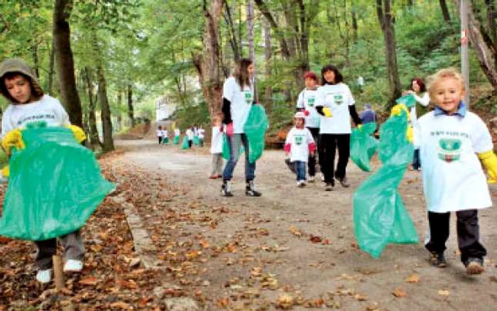 Judeţ cu judeţ: Cei 1.800 de angajaţi care lucrează la Regionala CFR Galaţi vor fi trimişi în şomaj tehnic