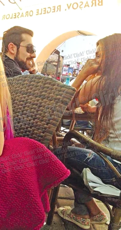 Click! i-a surprins pe cei doi îndrăgostiţi la o terasă din Brașov (Fotografii: Click!/arhivă personală)