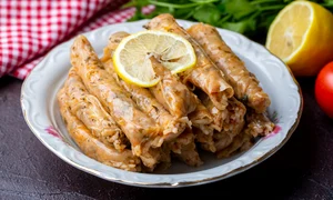 Sarmale de post  Sursa foto shutterstock 1922971265 jpg