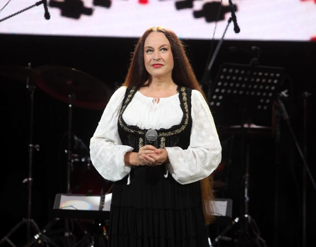 maria dragomiroiu foto click img 0580 1 0 png