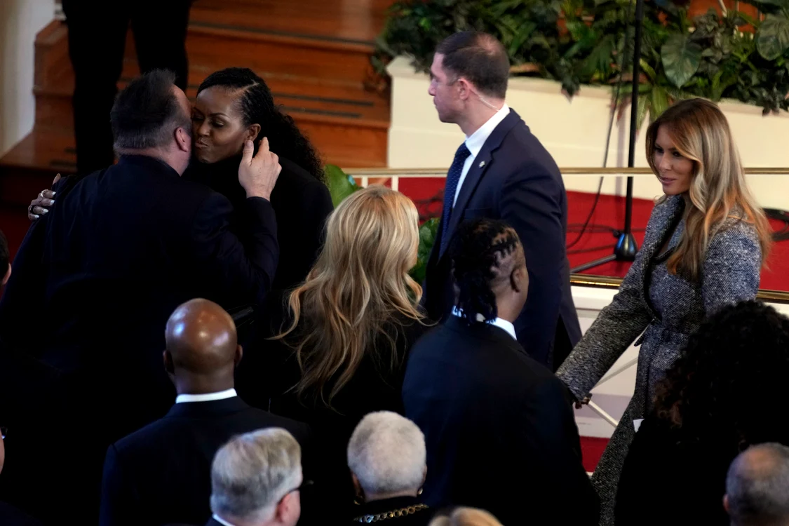 Melania Trump, Michelle Obama, Laura Bush și Hillary Clinton prezente la priveghiul lui Rosalynn Carter, Profimedia (6) jpg
