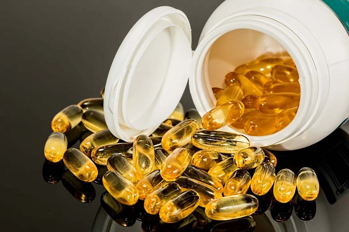 Uleiul de pește a câștigat popularitate datorită conținutului bogat de acizi grași omega-3