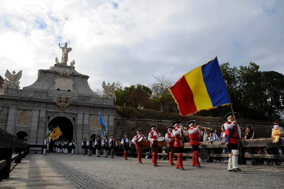 Programul Festivalului Dilema veche la Alba Iulia 2013 jpeg