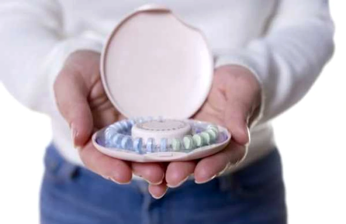 Pilulele contraceptive combinate trebuie luate la aceeaşi oră pentru o eficienţă de 99%.