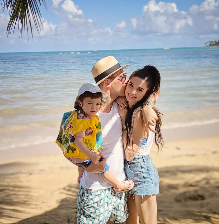 
    Vladmir Drăghia, Alice Cavaleru şi fetiţa lor Zora se află în Republica DominicanăFoto: arhivă personală  