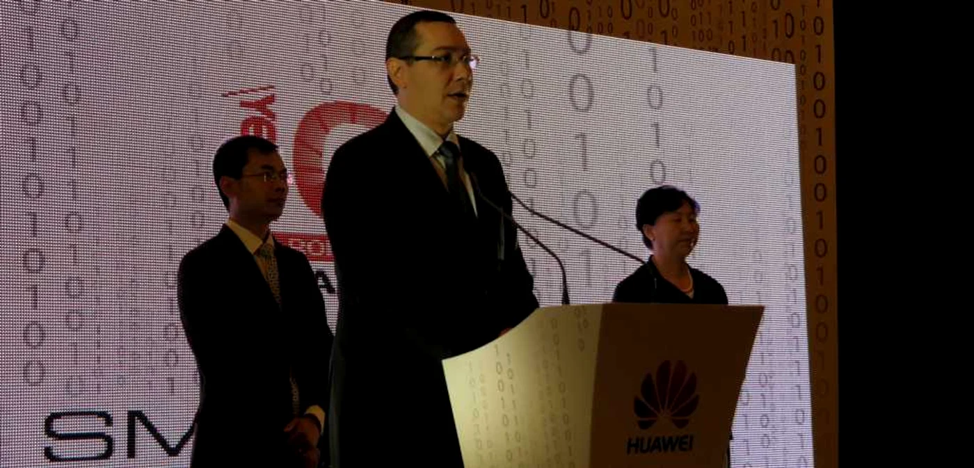 Victor Ponta, premierul României, a fost prezent la aniversarea a 10 ani de când Huawei e în România. FOTO Răzvan Băltăreţu/Adevărul