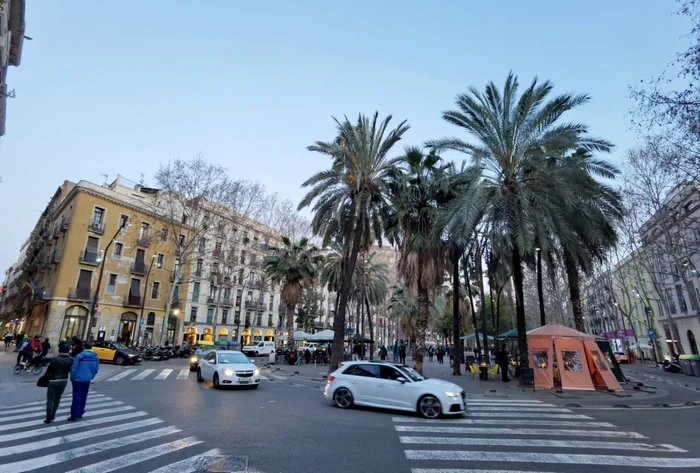 Strada din Barcelona  FOTO Adrian Pogîngeanu