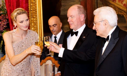 Prințesa Charlene de Monaco Prințul Albert și președintele Italiei Facebook2 jpg png