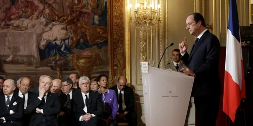  Francois Hollande in timpul discursului de la Palatul Elysee FOTO Reuters